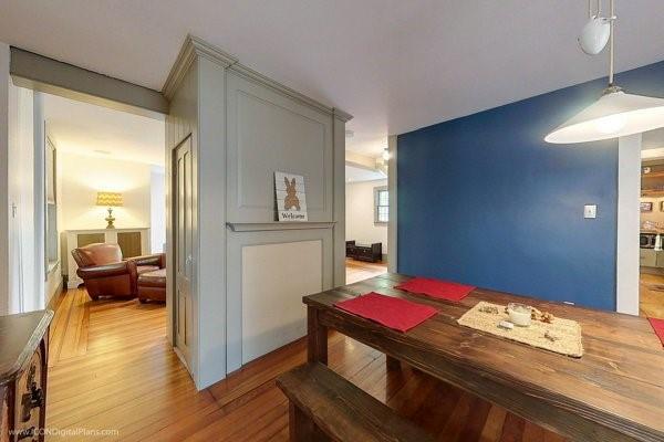 Building Photo - 300 Broadway