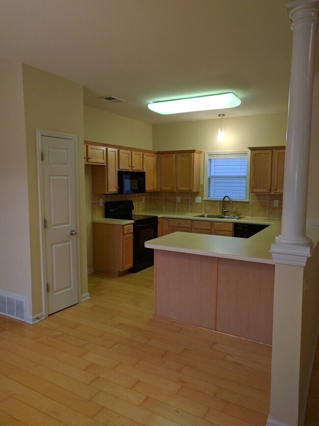 Building Photo - 118 Fleets Island Dr