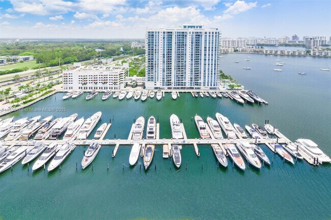 Building Photo - 17111 Biscayne Blvd
