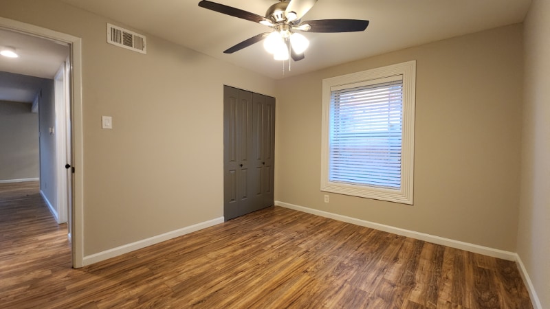 Building Photo - 411 S Geyer Rd