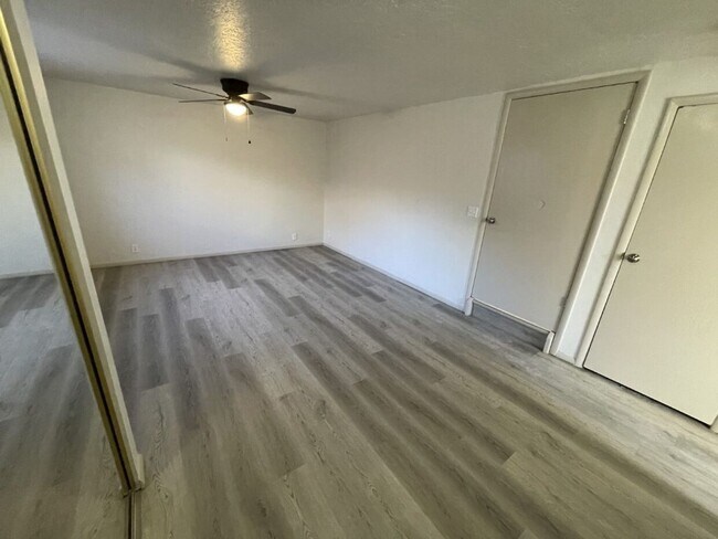 Building Photo - Beautifully Remodeled 3-Bedroom Home with Fenced Yard & Covered Parking