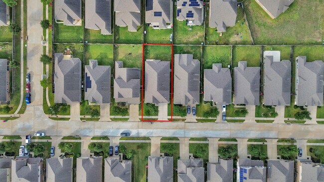 Building Photo - 8815 Arch Rock Dr