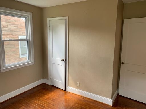 Building Photo - Beautiful 2 Bedroom 1 Bath Home