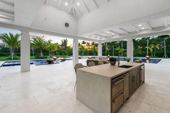 Building Photo - 14699 Black Bear Rd