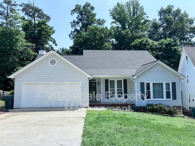 Building Photo - 305 Silvercliff Trail