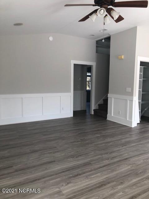 Building Photo - 825 Royal Bonnet Ct