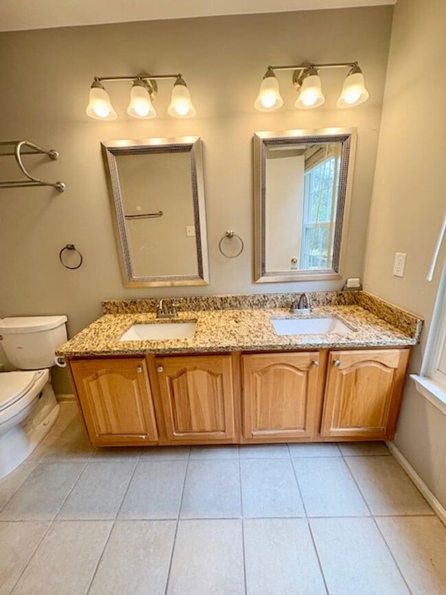 Building Photo - 13822 Grey Colt Dr