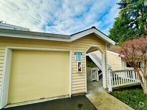 Building Photo - 2Bd/2Ba Bellevue Condo