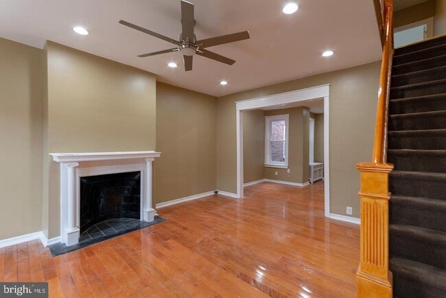 Building Photo - 2023 S 22nd St