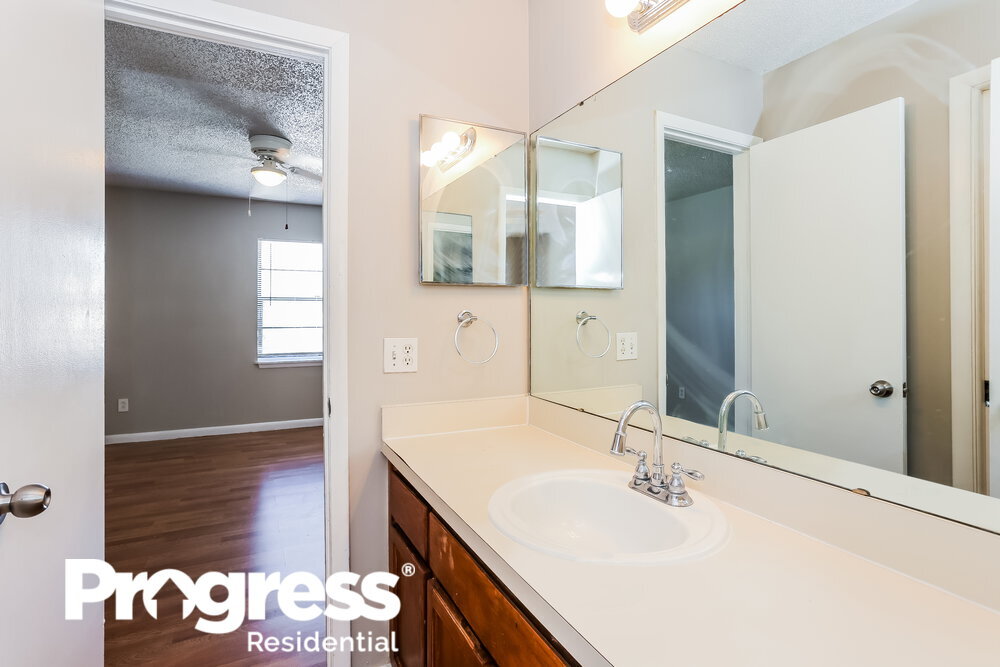 Building Photo - 7656 Arble Dr