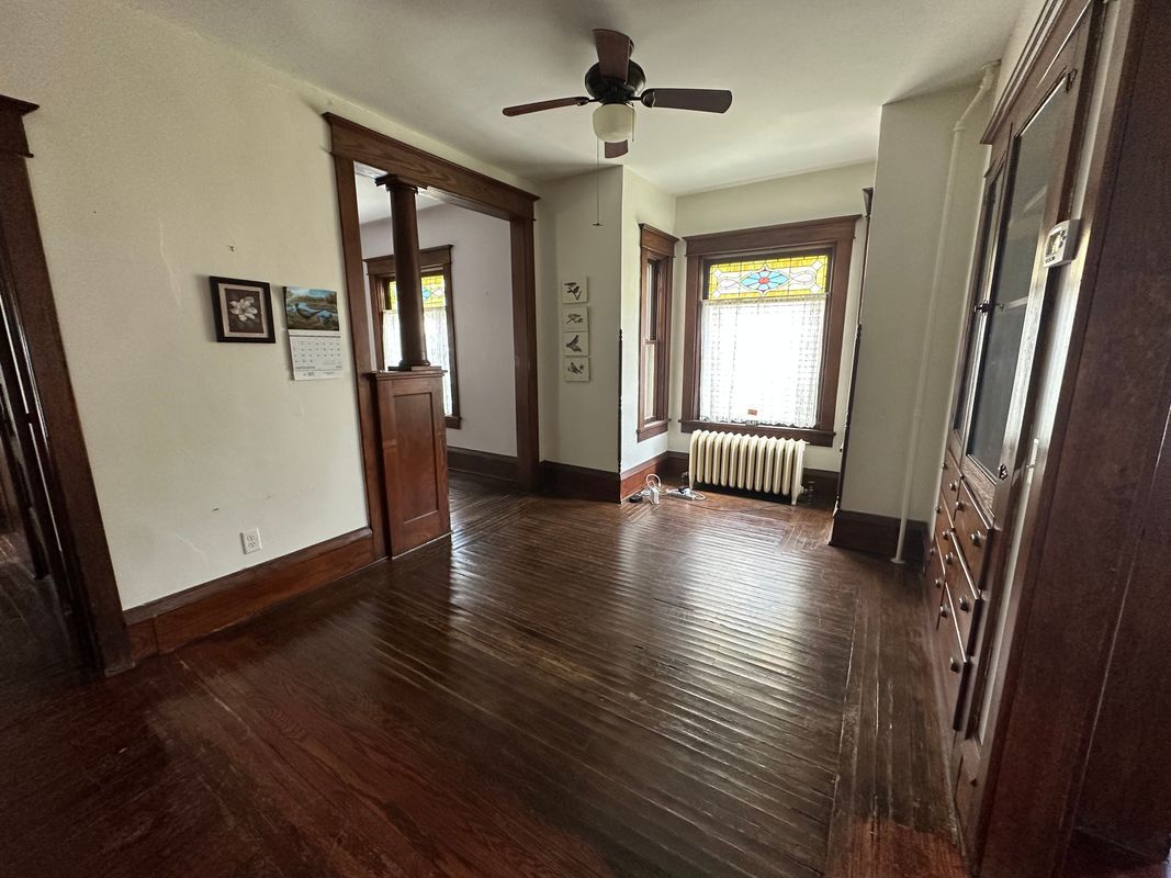 Building Photo - 83 Shethar St