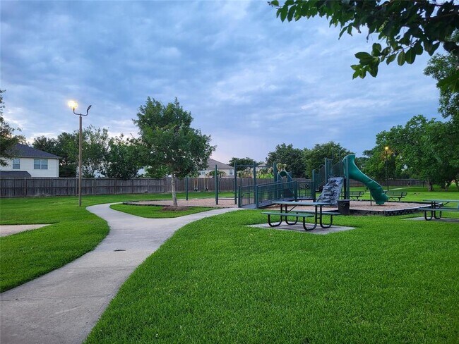 Building Photo - 4707 Meadowthorn Ct