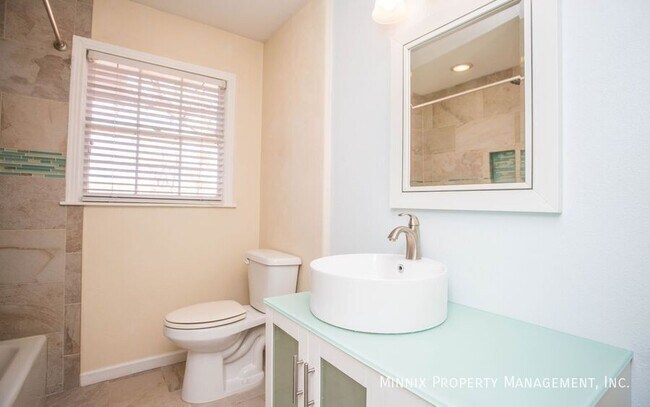 Building Photo - 6309 Nashville Dr