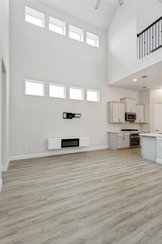 Building Photo - 2726 Geranium Ln