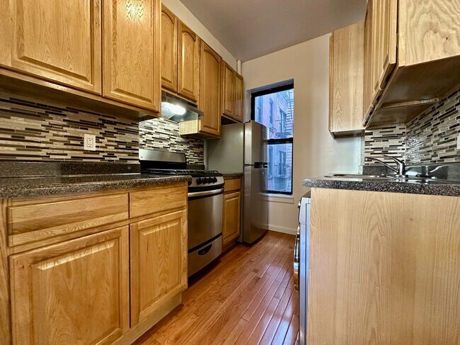 Building Photo - 1270 First Avenue