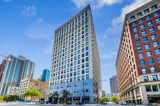 Primary Photo - 910 S Michigan Ave