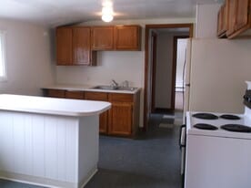 Building Photo - 3109 Hall St