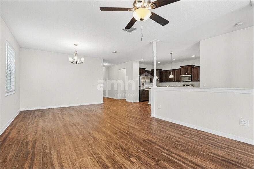 Building Photo - 13159 Royal Pines Ave