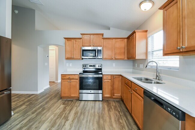 Building Photo - 2549 Fox Hill Ln