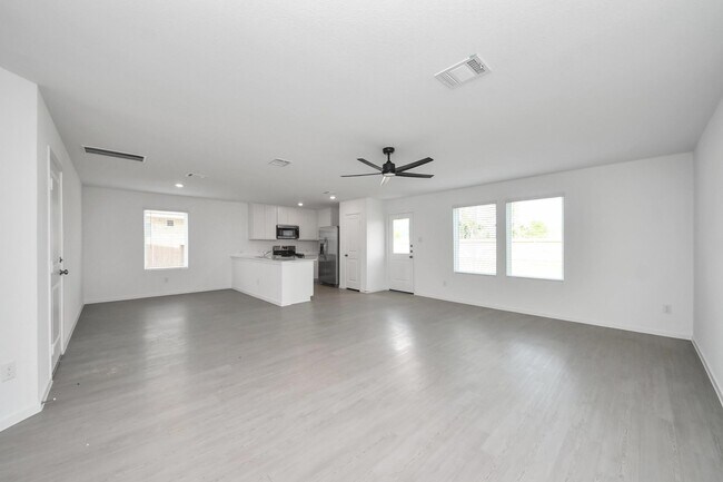 Building Photo - 31422 Casacalenda Ln