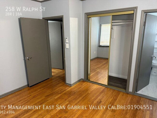 Building Photo - 258 W Ralph St