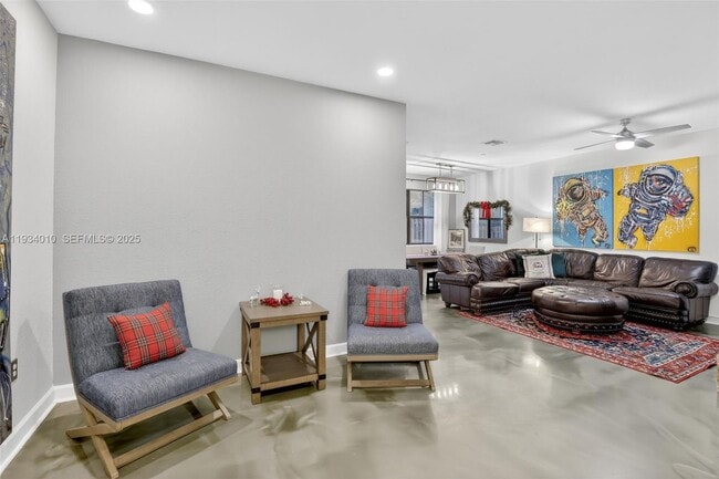 Building Photo - 12140 Village Pl