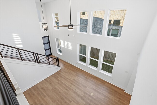 Building Photo - 21211 Metallic Blue Dr