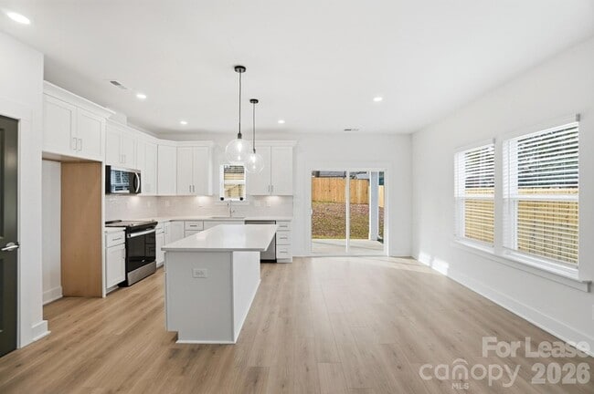 Building Photo - 3945 Tillman Rd