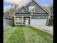 Building Photo - 109 Farris Ave