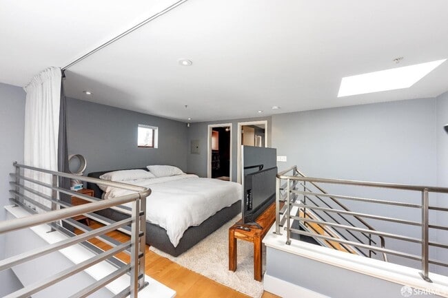 Building Photo - 1025 Minna St