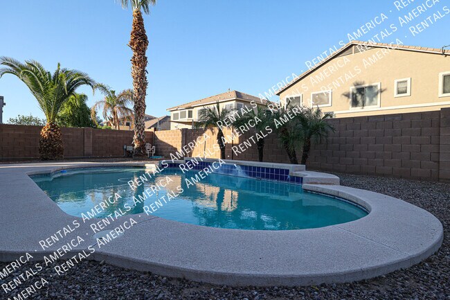 Building Photo - 14958 W Cameron Dr