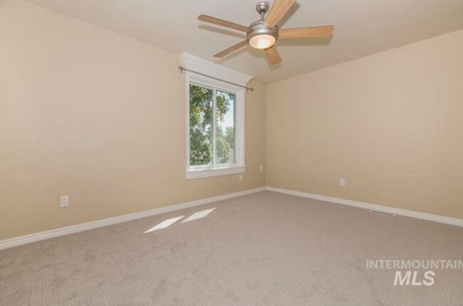 Building Photo - Gorgeous Updated Home in the Heart of Eagl...