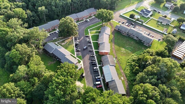 Building Photo - 20 Fort Sumpter Rd