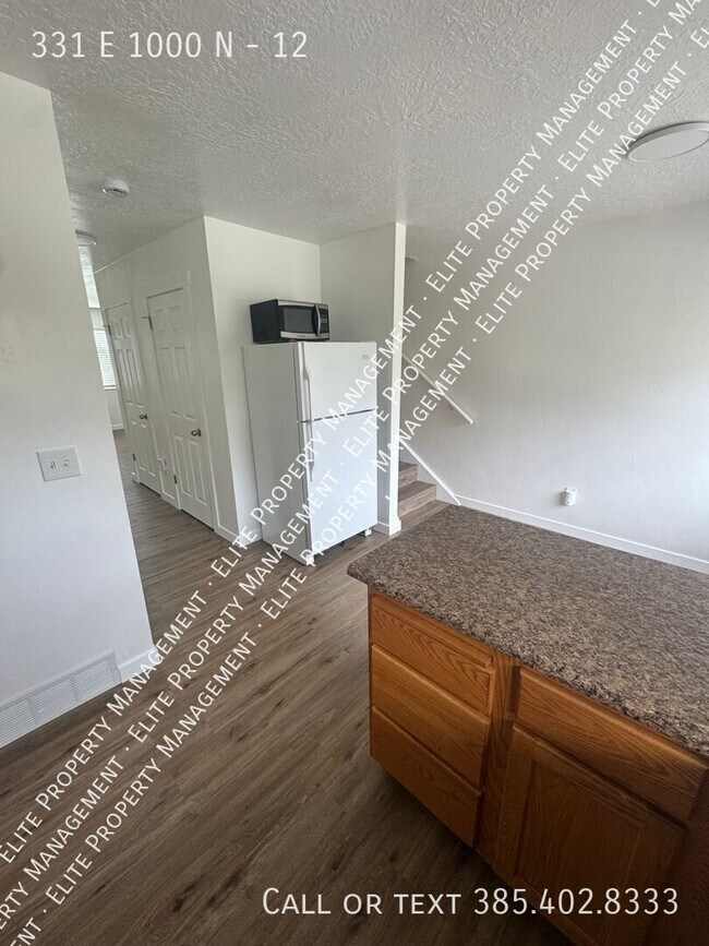 Building Photo - 331 E 1000 N