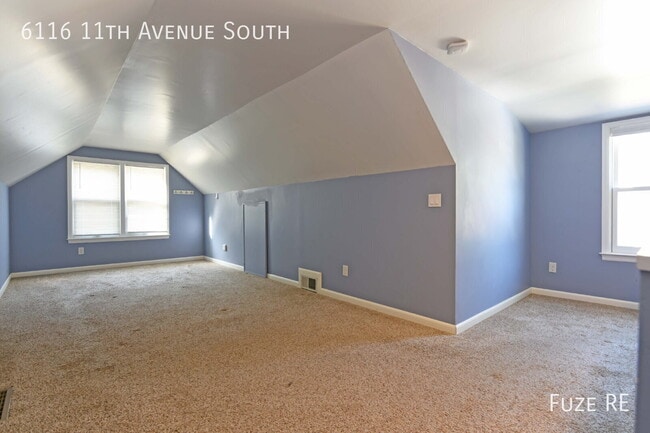 Building Photo - 6116 11th Ave S