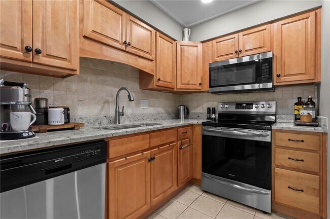Building Photo - 2985 Christophers Ct