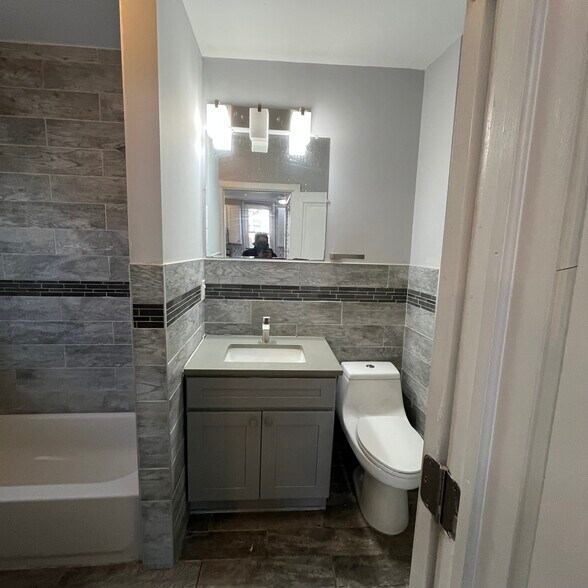 Building Photo - 461 Harrison St