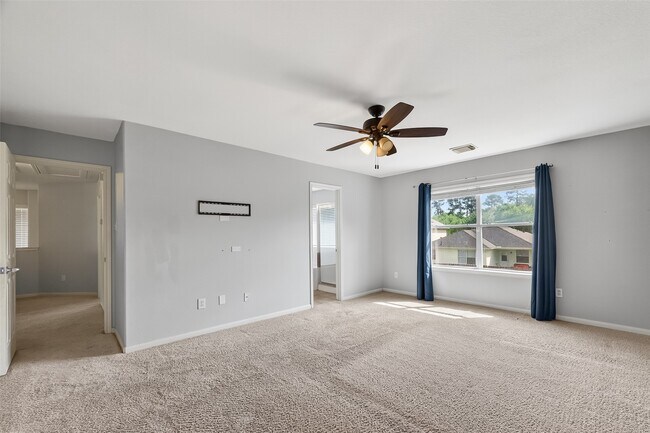 Building Photo - 31722 Royal Woods Ct