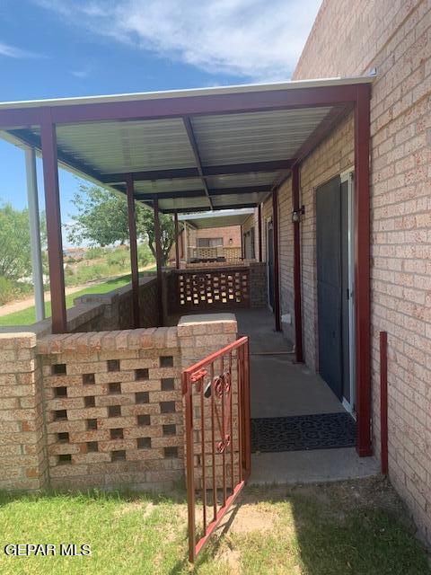 Building Photo - 7465 Stoney Hill Dr