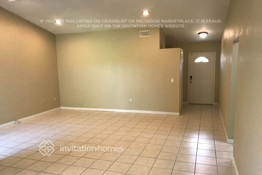 Building Photo - 211 NW 187th Ave