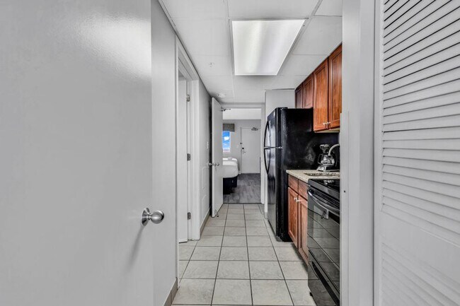 Building Photo - 2000 N Ocean Blvd