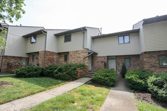 Building Photo - 311 Foxfire Dr