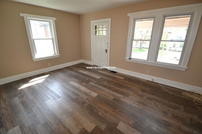 Building Photo - 2738 Shaffer Ave