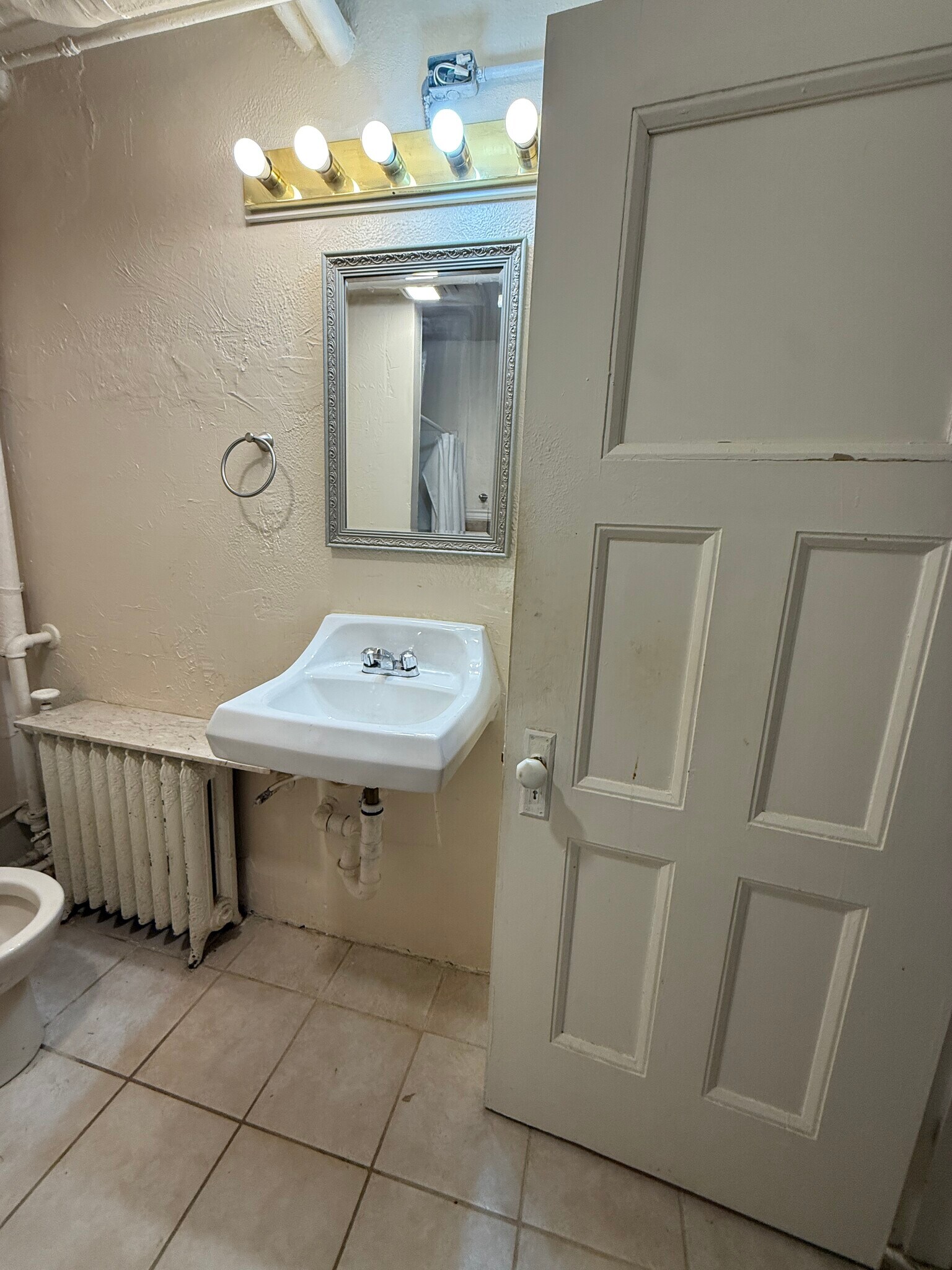 Building Photo - 405 Fieldston Rd