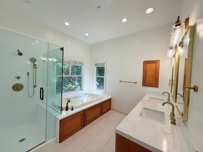 Building Photo - ? Elegant & Expansive Redwood City Home – ...