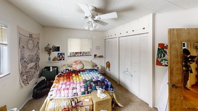 Building Photo - 1003 S 7th St