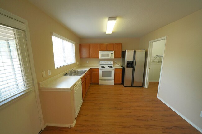 Building Photo - Spacious Cibolo Home on Cul-de-Sac Lot - Realtor Commission: $500
