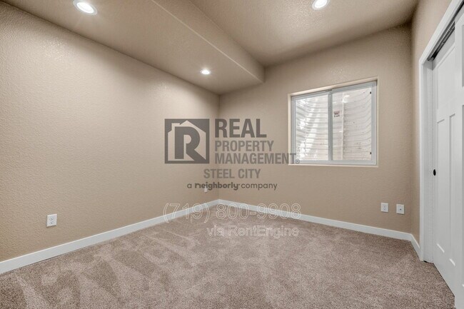 Building Photo - 1886 Jerrian Ln