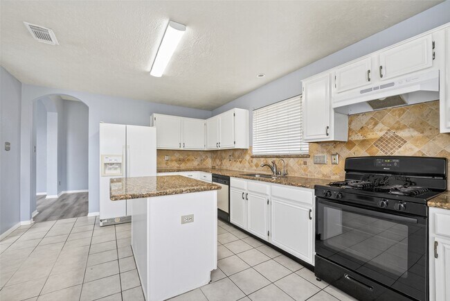 Building Photo - 11563 Withers Way Cir