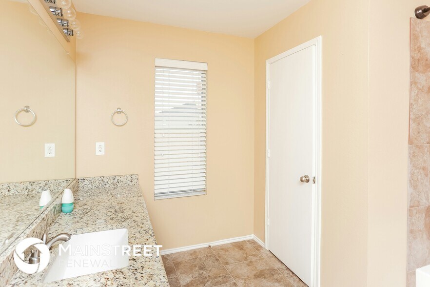 Building Photo - 113 Franklin Ct